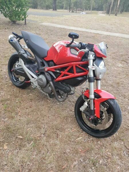 2014 Ducati 659 ABS Monster