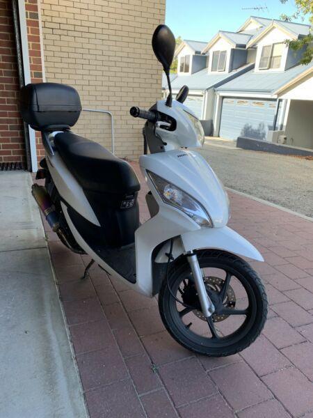 Honda Dio Scooter
