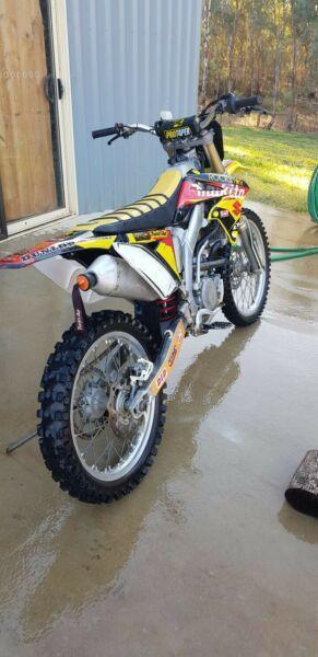 Rmz 250 2012 fuel injected mint condition and 75hours