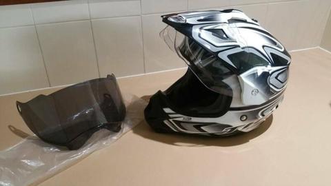 THH TX-13 Helmet plus new spare tinted visor