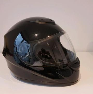 Motorcycle helmet size M