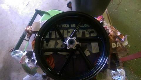 CBR 600 F3 Front Wheel CBR600