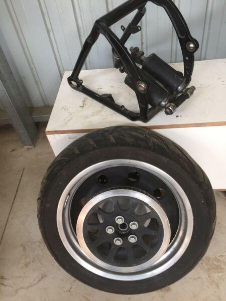 200mm rear wheel and swing arm
