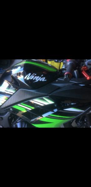 Kawasaki ninja 300, 2016. KRT replica. Extras