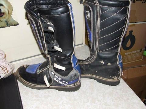 O'Neal motor bike boots good condition