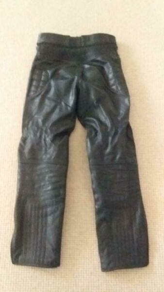 LEATHER MOTORCYCLE PANTS
