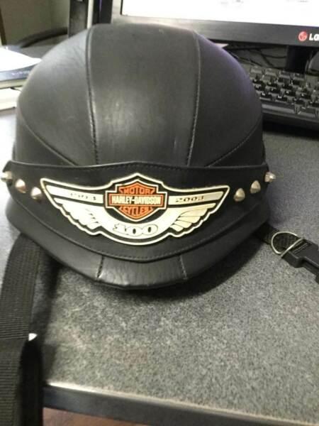 MOTORCYCLE HELMET