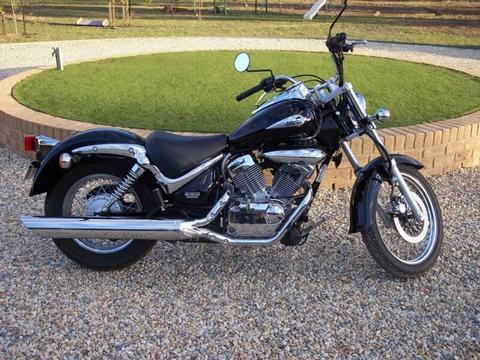 Suzuki Intruder LC