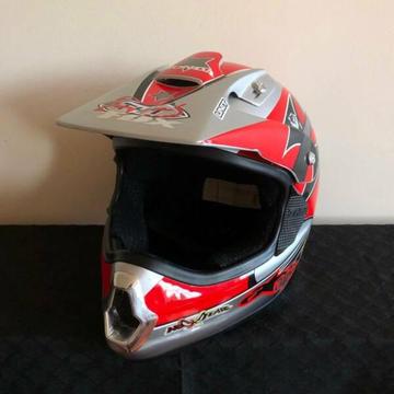 THH Motocross Helmet Size: XS