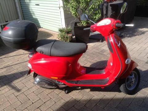 Vespa ET4 Scooter 2003 in great condition