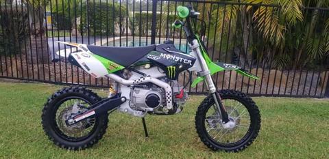 2017 YCF 125CC LIMITED EDITION MONSTER ENERGY 4 SPEED SEMI AUTO