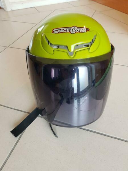 Scooter (motorcycle) helmet