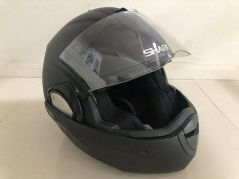 Shark evoline 2 helmet - size small