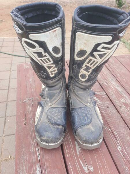 Oneal size 11 motox boots