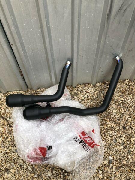 HARLEY DAVIDSON VANCE AND HINES DYNA EXHAUST