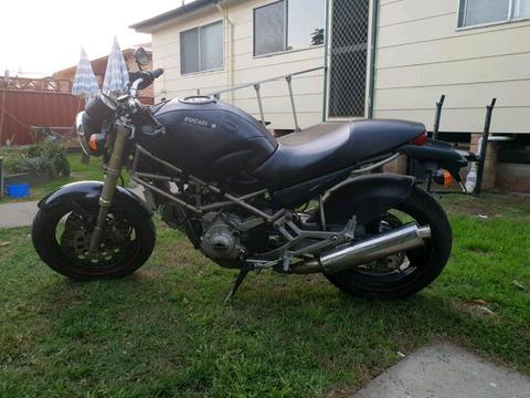 Ducati monster 900 (EOI)