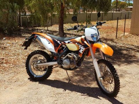 2012 KTM EXCF and bike trailer