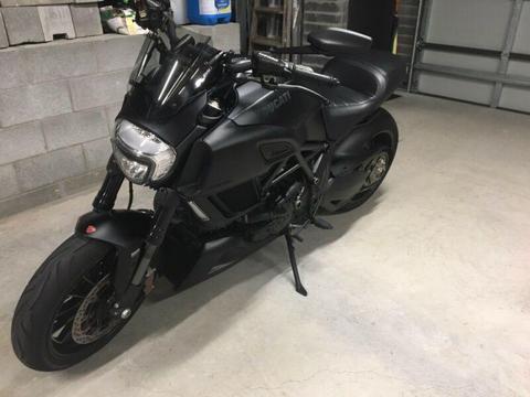 Ducati Diavel Dark Immaculate Low k's