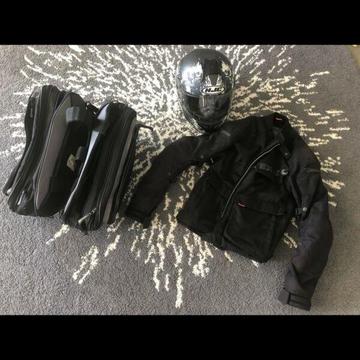 Set of jacket, helmet and saddlebags