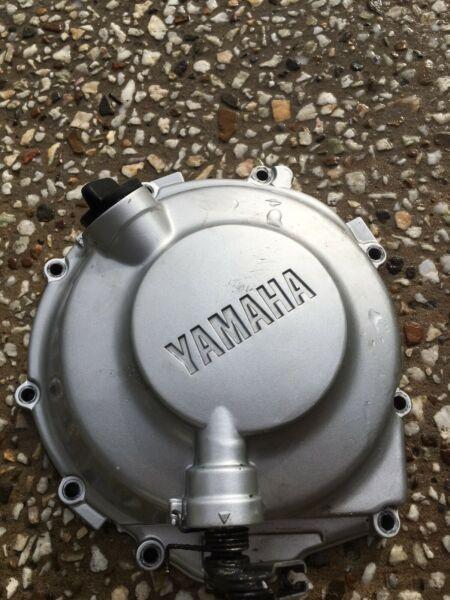 2001 Yamaha r6 engine crank case / clutch cover