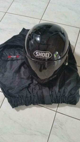 SHOEI Motorbike helmet and rain gear