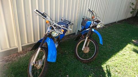 Pair of Yamaha AG200F's for Sale