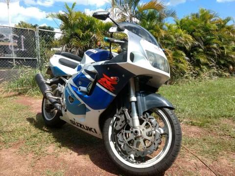 GSX-R 750 Srad 1997/98 for sale (swaps considered)