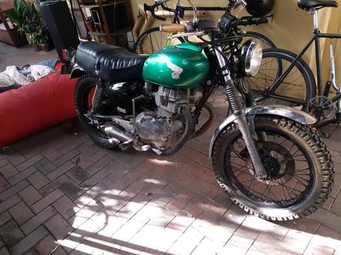 1981 Honda cb250t cafe racer and spare cb250t parts bike
