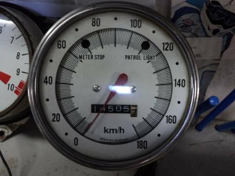 Honda 750 4 Ex Cop Bike gauges