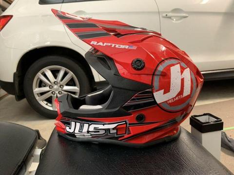 Just1 youth Raptor motorcycle helmet