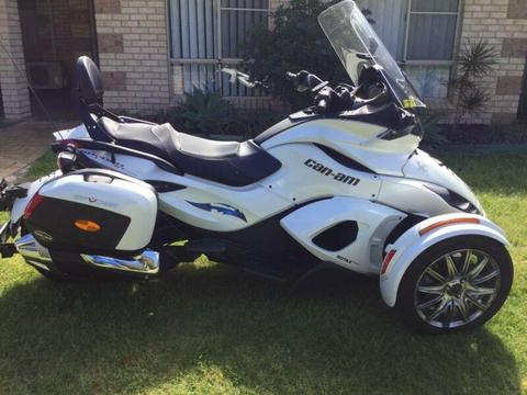 Can Am Spyder ST Limited