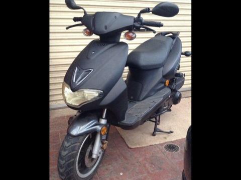 Vmoto 125cc Scooter Swap/Trade for Lams Motorbike