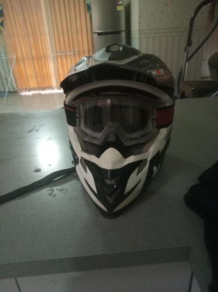 M2R X4 2013 model Motorcross helmet