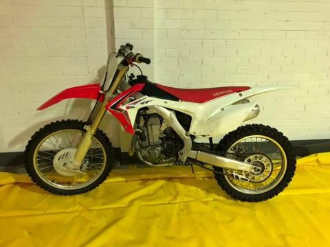 2014 Honda CRF450, Only 15.1 Hours, fresh oil, filter and r tyre