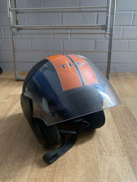THH scooter helmet