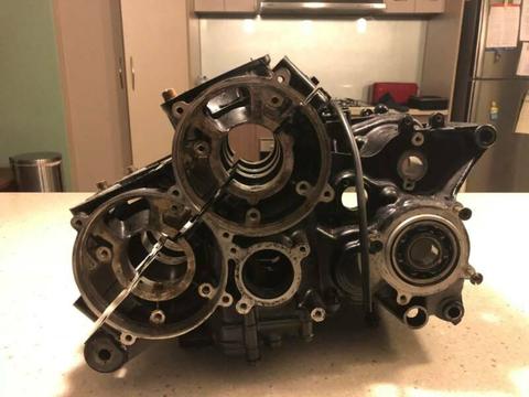 RG400 RG500 CRANK CASES