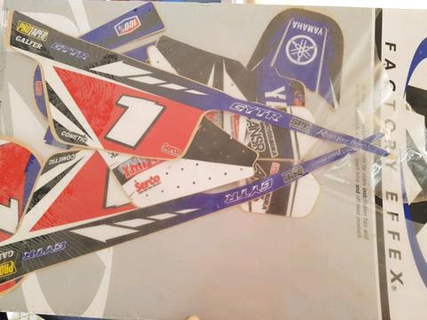Peewee 50 racing sticker kit