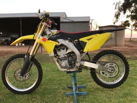 Suzuki RMZ450 2014