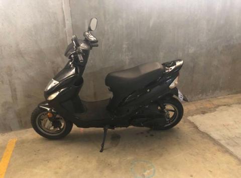 Moped/ Scooter