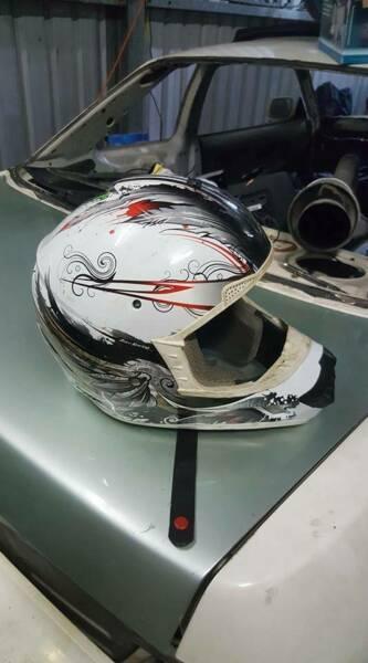 1x xl motorcross helmet motox race car used aus dirt bike