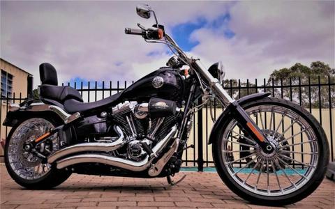 Cruise in comfort on a Harley Breakout
