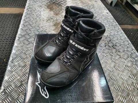 Alpinestars motorcycle boots