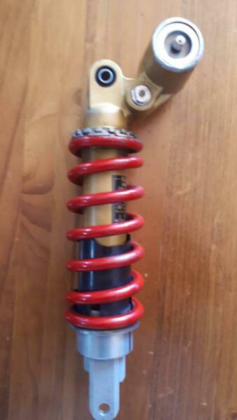 2005 KAWASAKI ZX6R/ Yamaha MT 09 REAR SHOCK ABSORBER