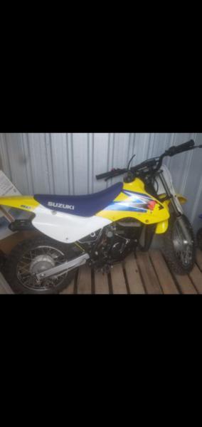 Suzuki Jr 80 motorbike