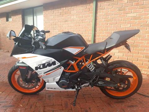 Ktm rc390 2015