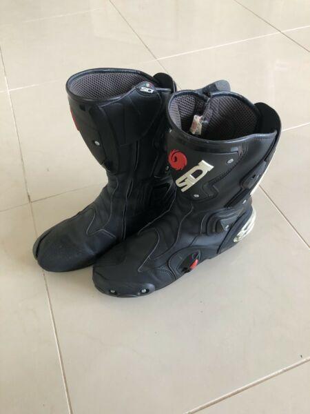 Sidi leather motorcycle boots