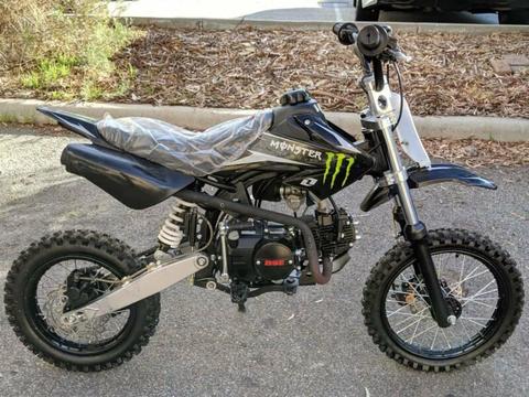 Monster 125cc Pit Bike AS NEW
