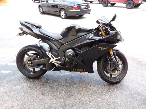 2008 Yamaha R1 6 Speed Manual 1000cc Motorcycle