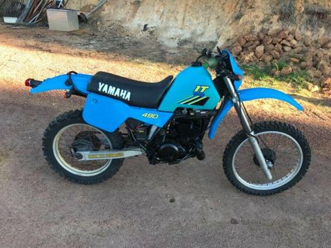 Yamaha it490