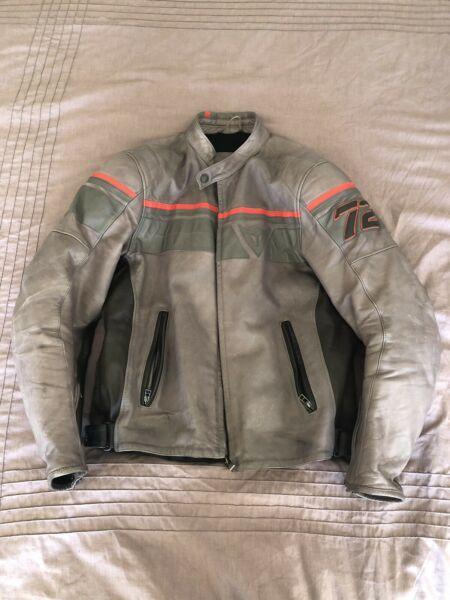 Alpinestars & Dainese Ducati motorcycle leathers jacket pants gloves
